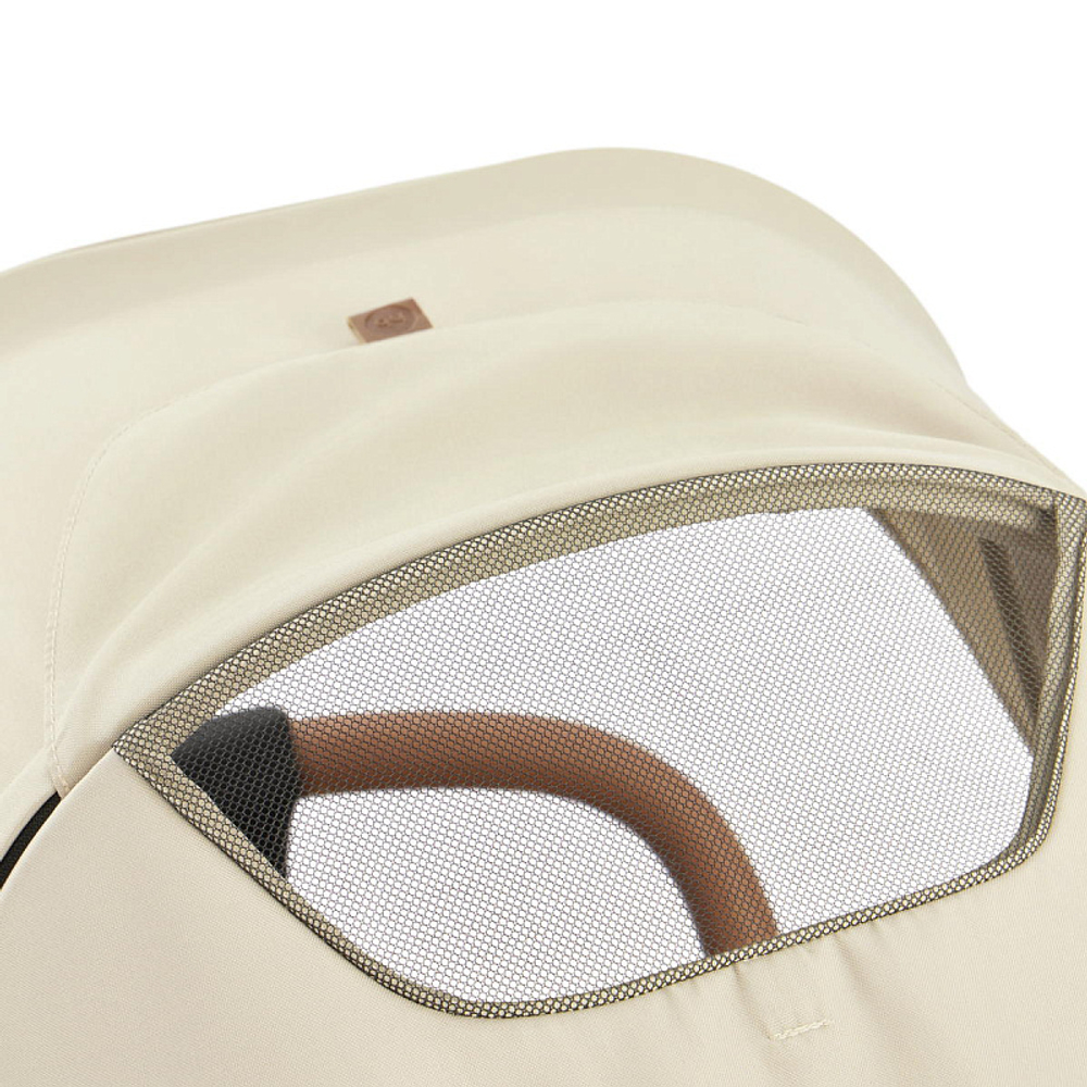 Детская прогулочная коляска Happy Baby Lynn milky & flora