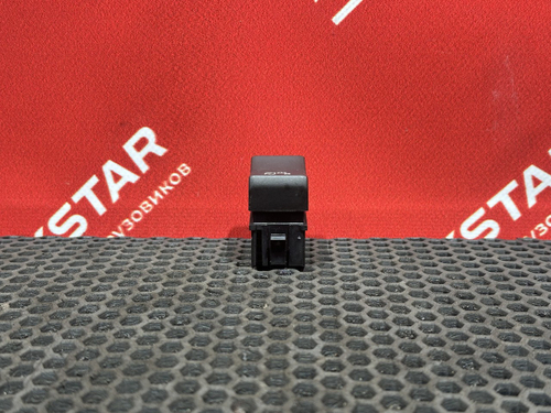 Кнопка света фар за кабину