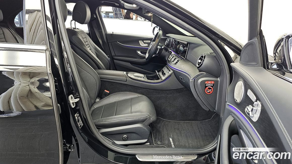 Mercedes-Benz E-Class W213 E220d 4MATIC AMG Line (02.2022)