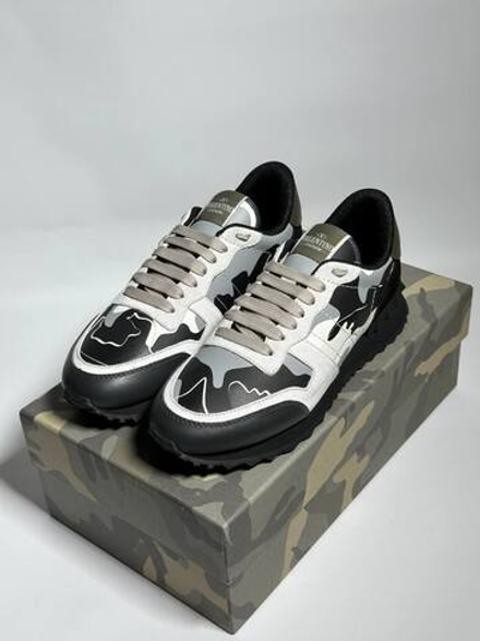 Кроссовки Valentino