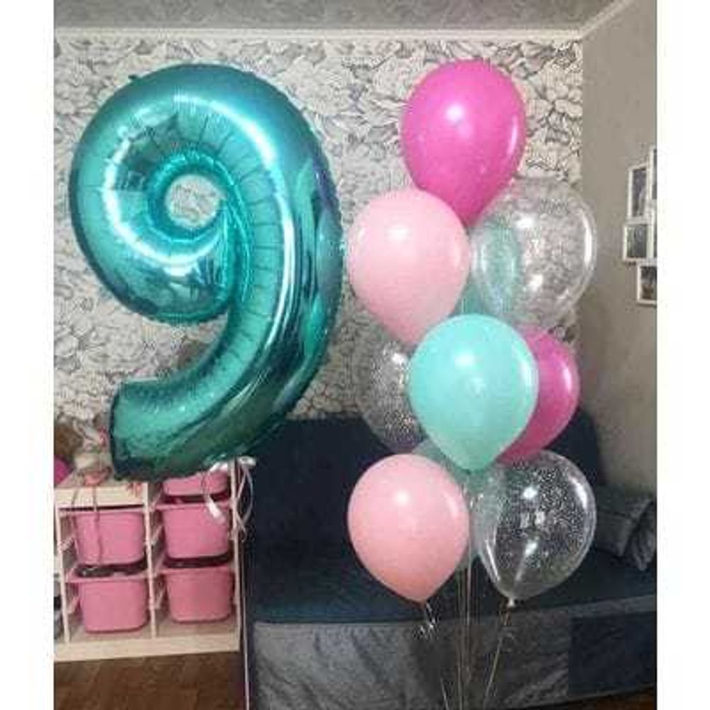 Композиция из шаров на 9 лет Мир прекрасен