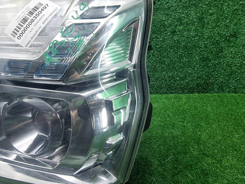 Фара левая Nissan X-Trail Т31 (2010-2015) ксенон