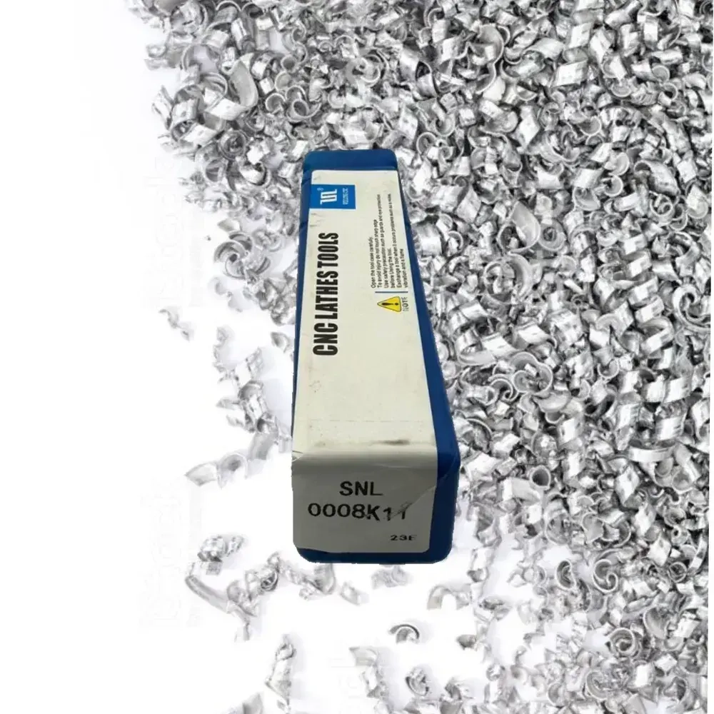 SNL0008K11 Резец резьбовой левый