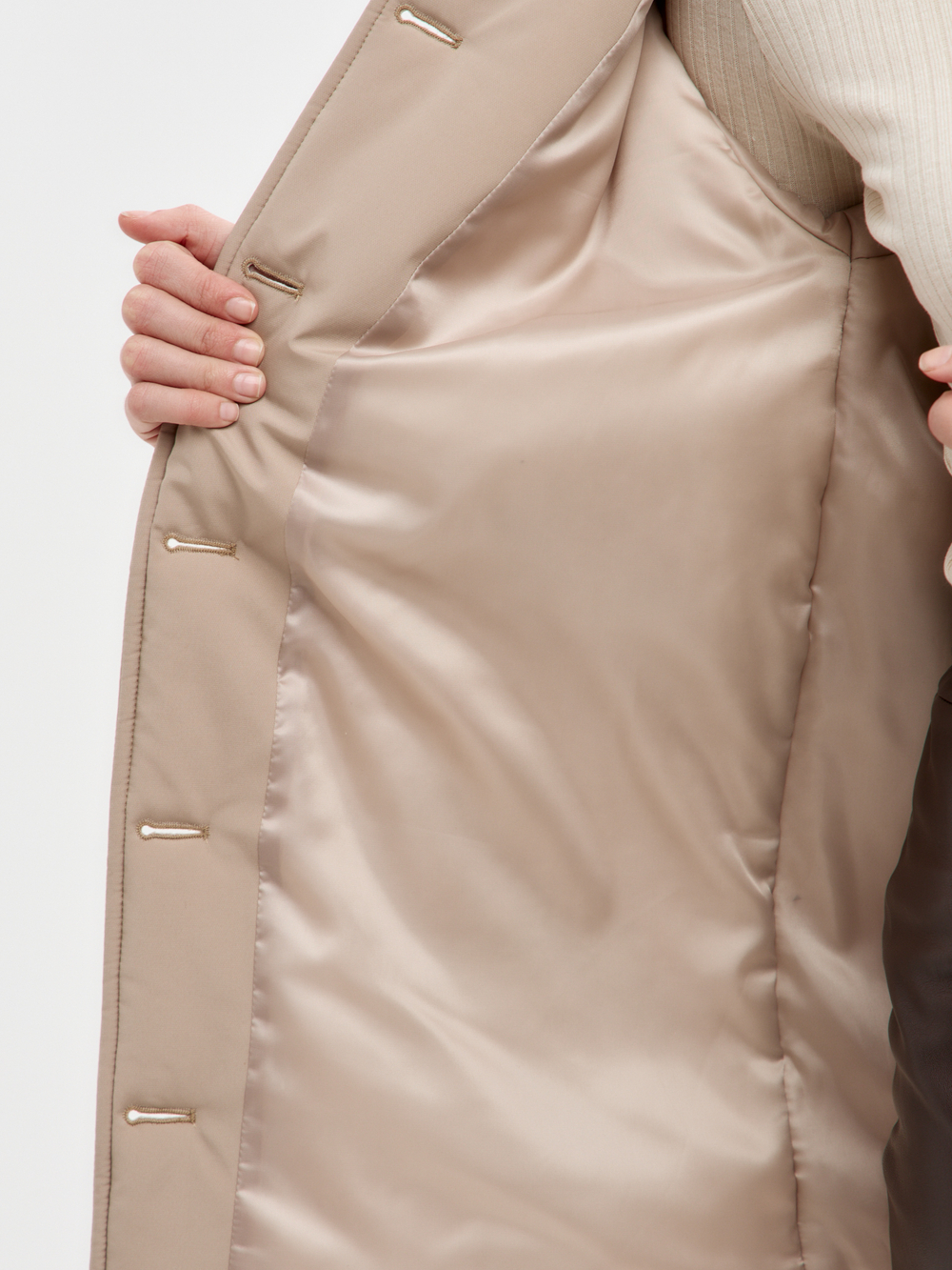 Бежевая куртка Hedman