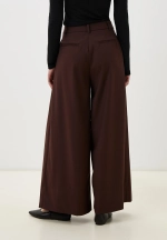Брюки-палаццо свободного силуэта