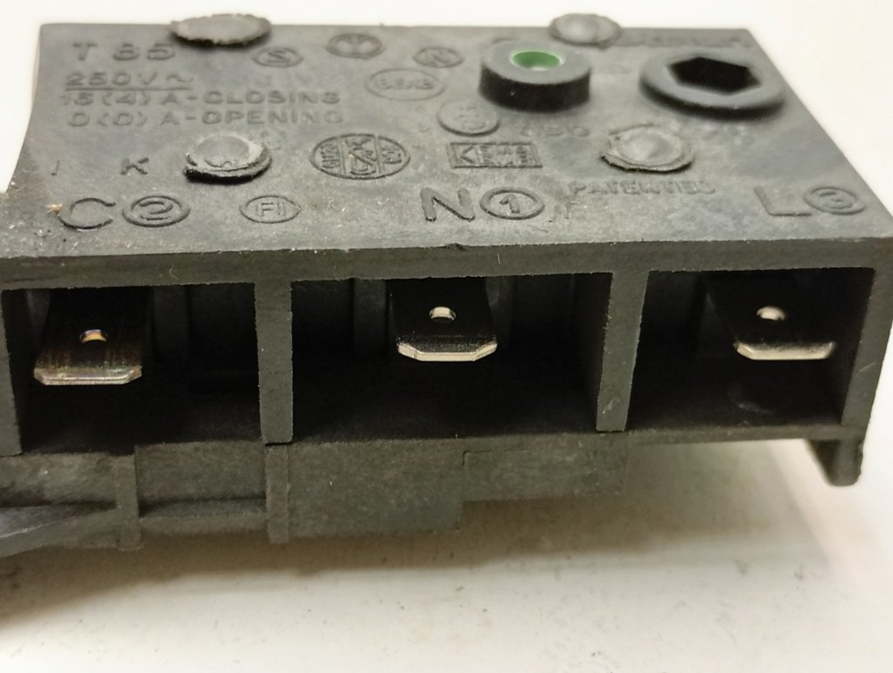 WDN2067WF кт37 Блокировка люка для стиральной машины Indesit б/у