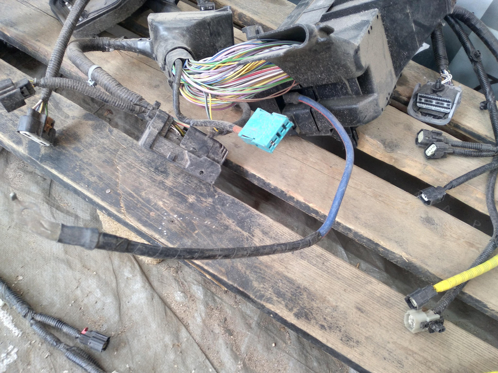 Проводка моторного отсека Ford Explorer 5  Б/У Оригинал bt4t14a003aa BB5T14A099BC