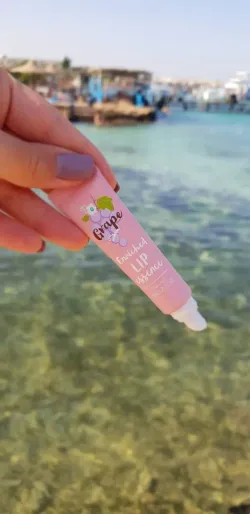 AROUND ME Эссенция для губ Enriched Lip Essence 8,7 gr.