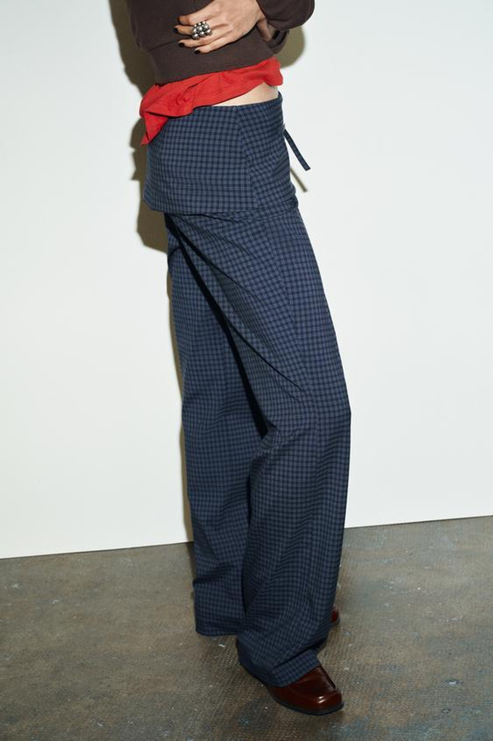 ZARA БРЮКИ В КЛЕТКУ С РЕМНЕМ, ИНДИГО