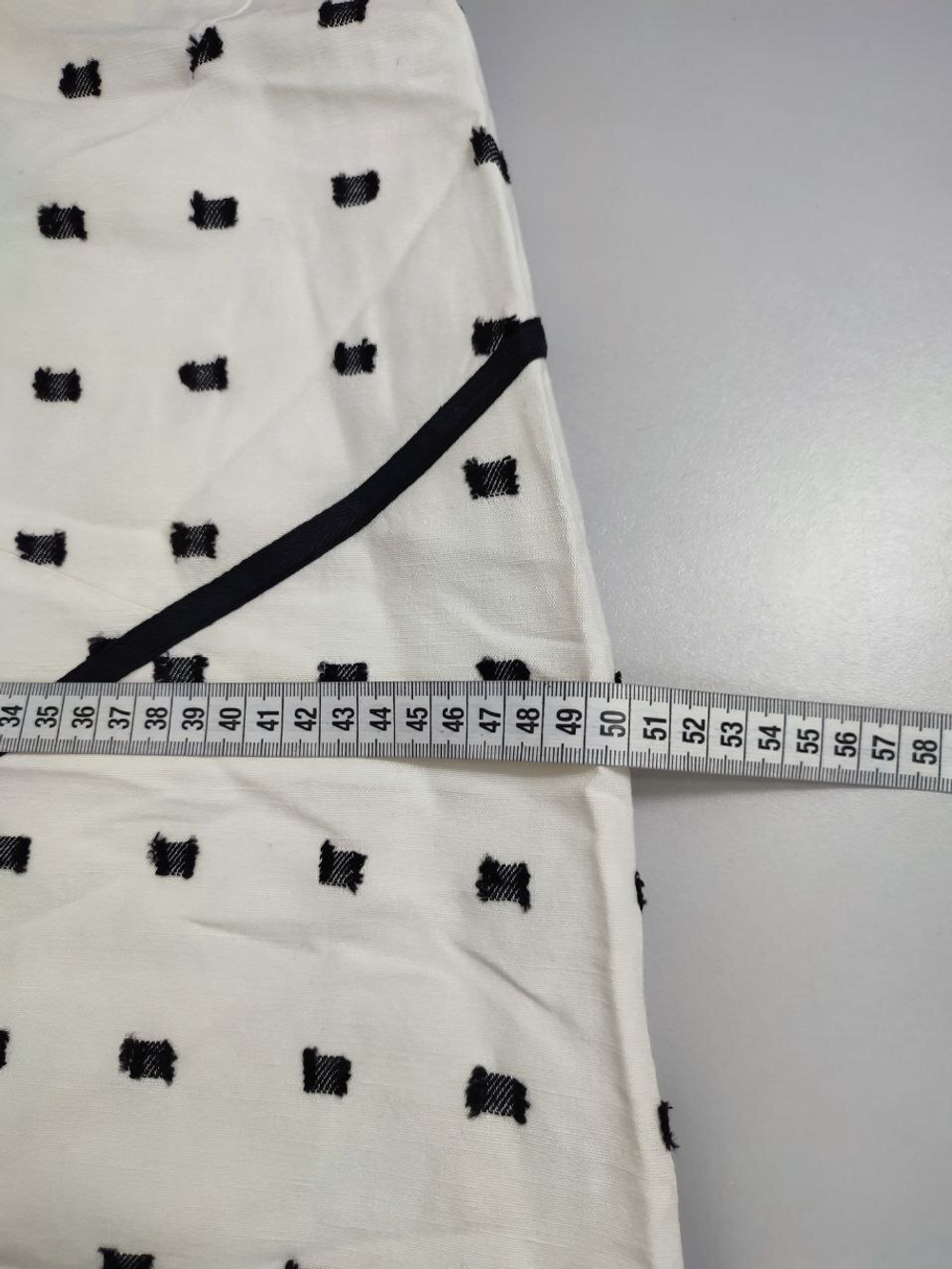 Костюм Caterina юбочный светлый 38 размер