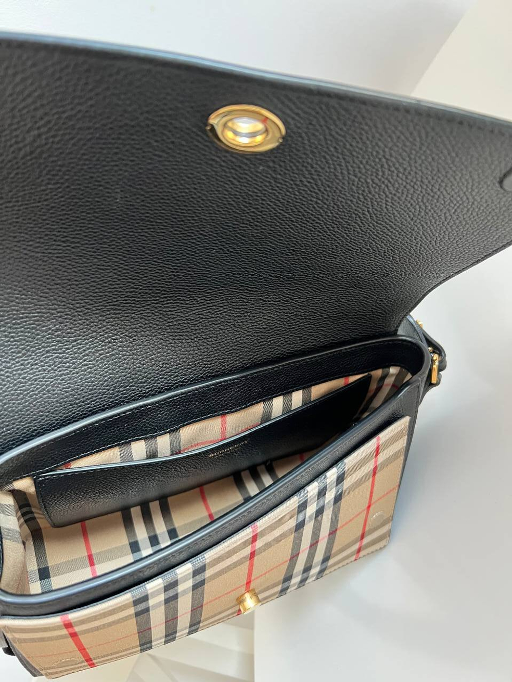 Сумка Burberry