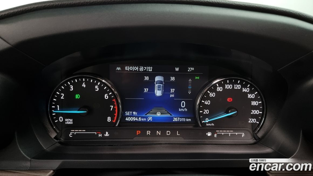 Ford Explorer 6 Generation 2.3 Limited 4WD (12.2021)