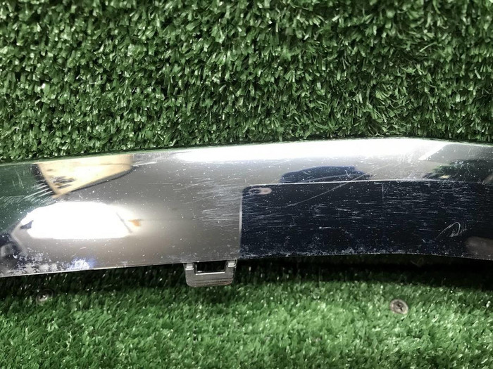 Молдинг переднего бампера Mercedes A W177 (18-22)