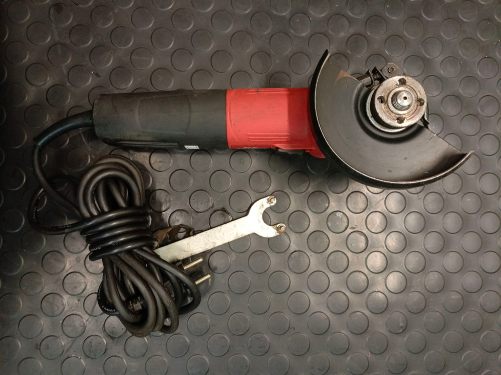 Болгарка (УШМ) Wortex AG 1209 (900Вт, б/у, обслужена, гарантия 1 месяц со дня продажи)