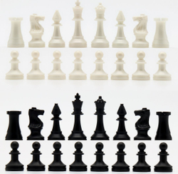 Шахматные фигуры классические, пластик, король 7.2 см, пешка 4 см