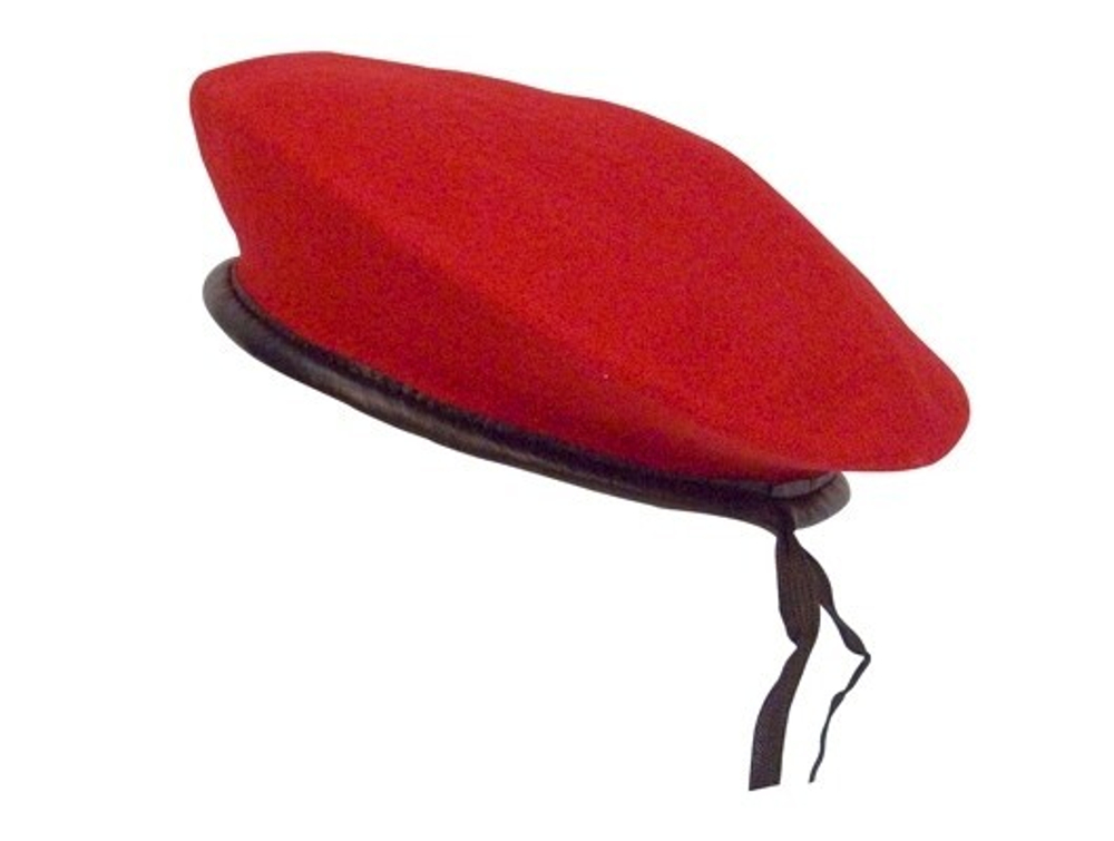 Берет бесшовный красный