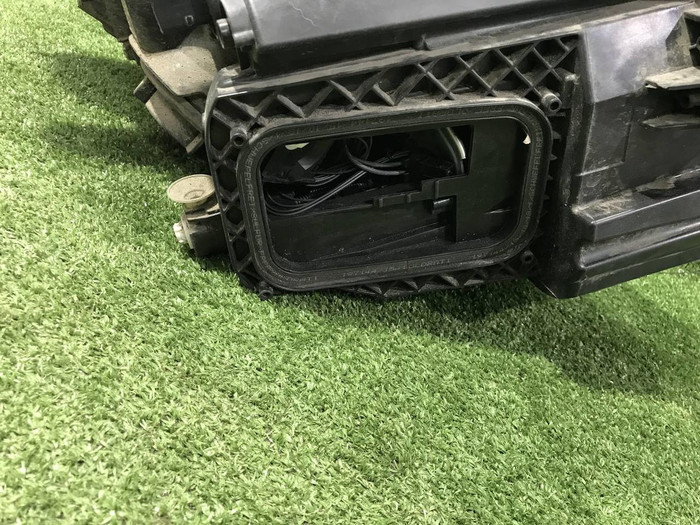 Фара левая Mercedes C w205 (2018-2023) LED