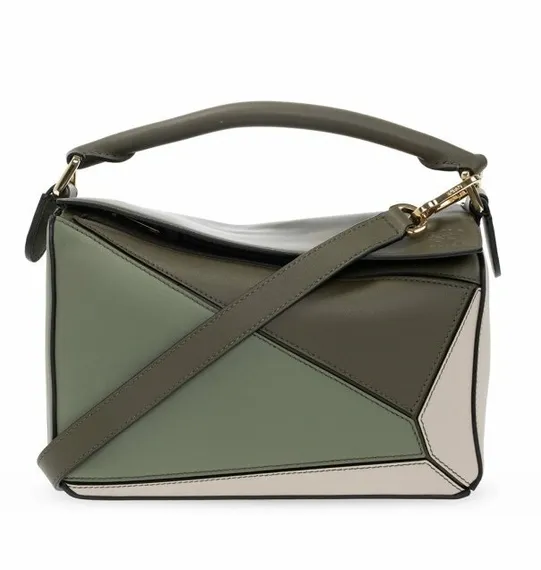 Маленькая сумка на плечо Loewe Puzzle зеленый