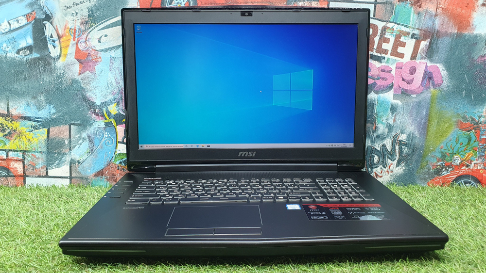 Игровой MSI i7-6/16 Gb/GTX 1070 8 ГБ/120Hz/ GT72VR 6RE 404RU [9s7-178511-404]