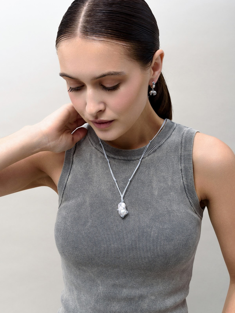 Колье "Cord Pearl" Gray с жемчугом