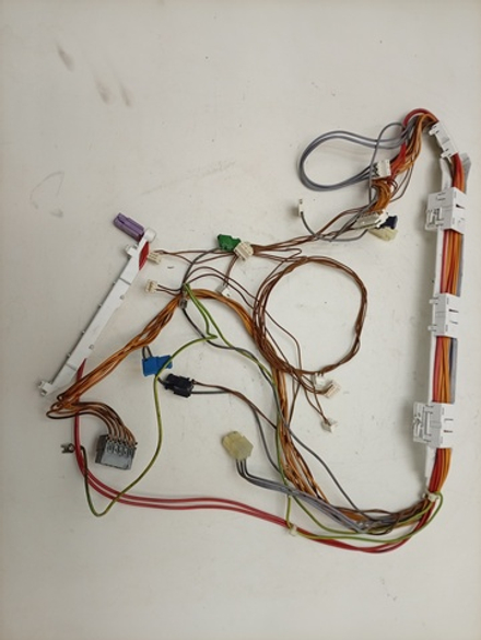 WLF24271CE/02 кт31 Проводка (комплект проводов) для стиральных машин Bosch 242710 б/у