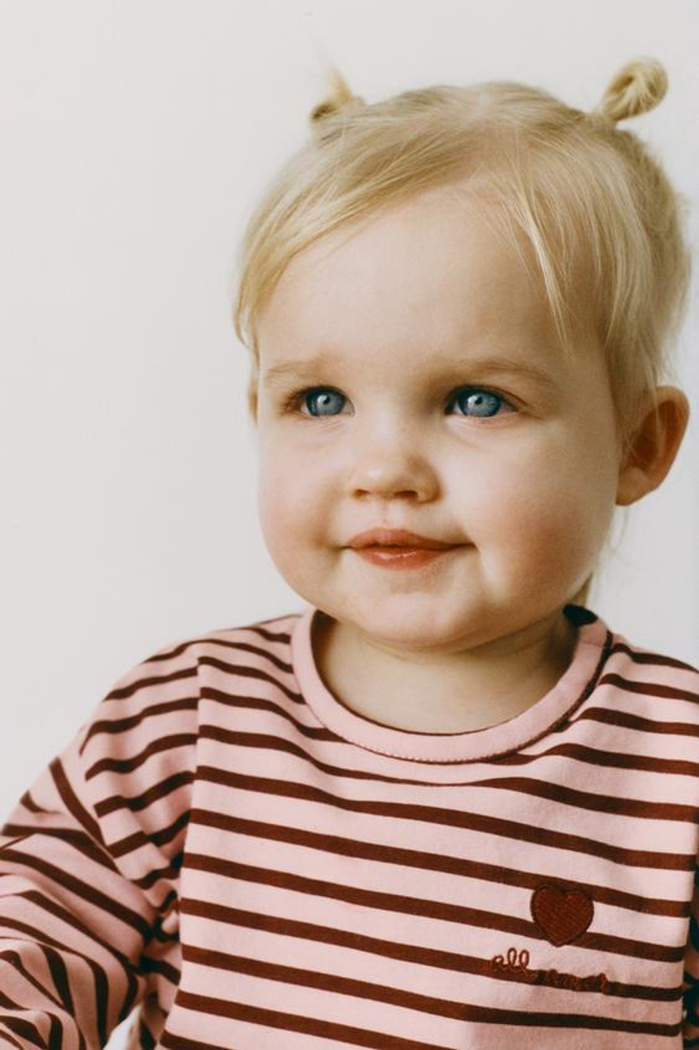 ZARA МАЙКА В ПОЛОСКУ С ВЫШИВКОЙ «СЕРДЦЕ», РОЗОВЫЙ