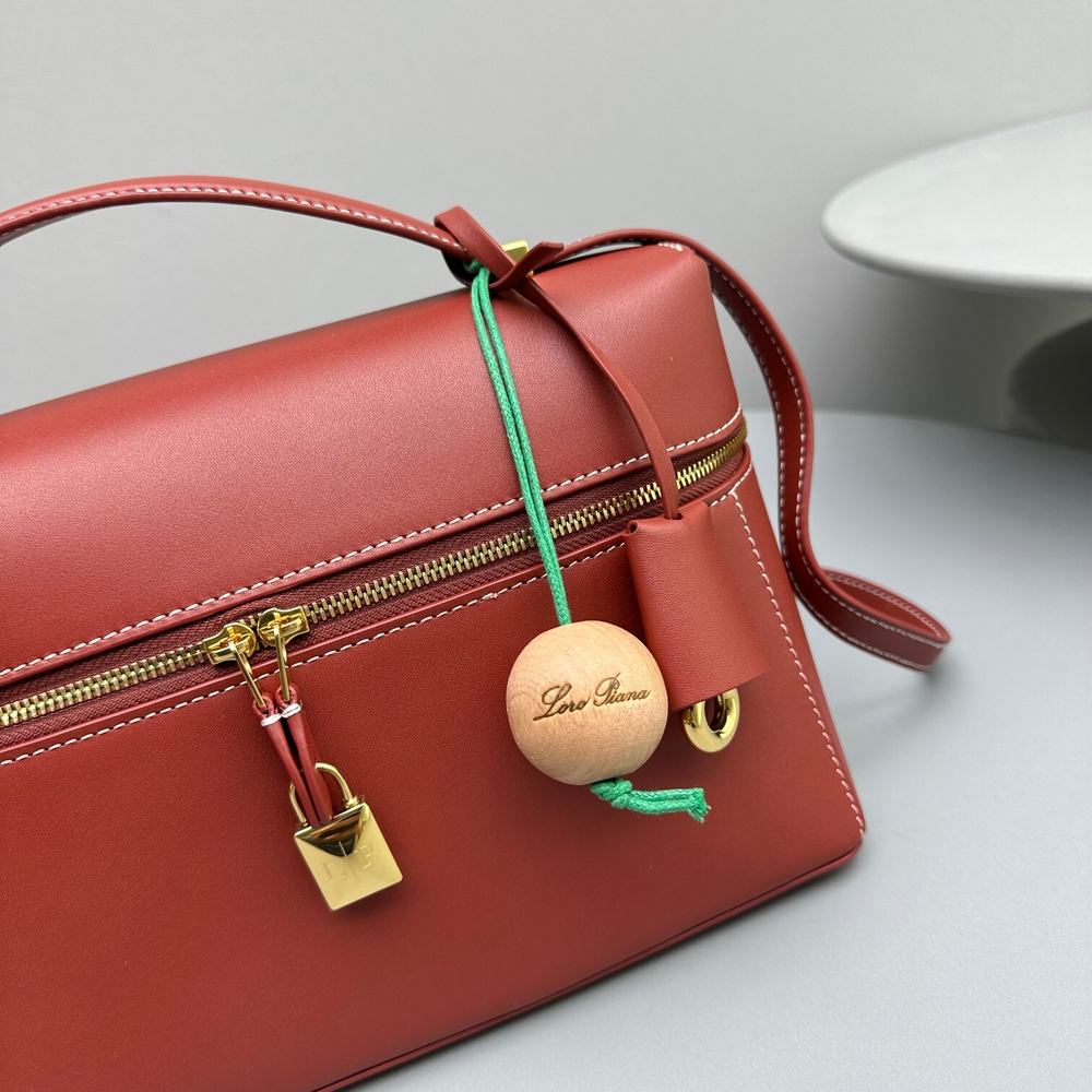 Loro Piana Extra Pocket L27