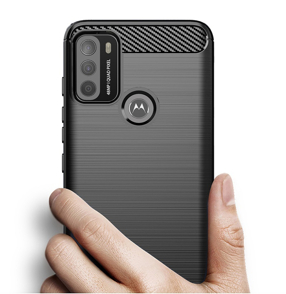 Чехол в стиле карбон для смартфона Motorola Moto G50, серии Carbon от Caseport