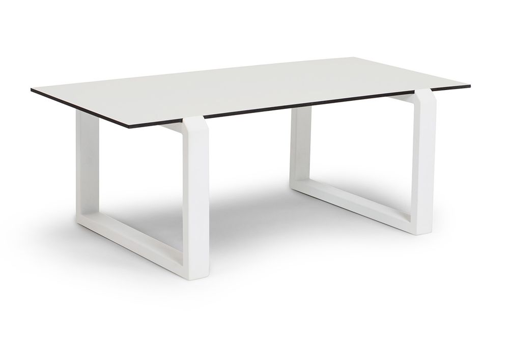 "Варадеро" журнальный стол из HPL 110х60 H43, каркас алюминий белый муар, цвет столешницы "молочный"