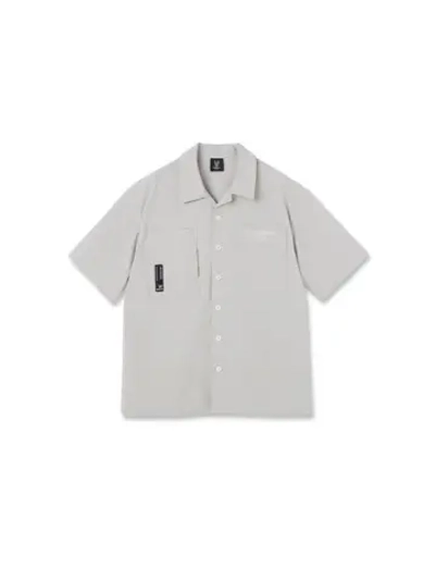 Рубашка с короткими рукавами и 2 карманами с логотипом