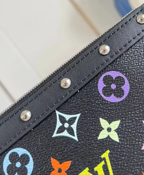 Клатч Louis Vuitton x TM клатч Pochette Accessoires