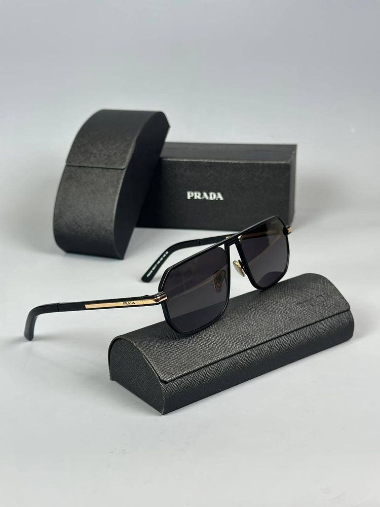 Очки Prada