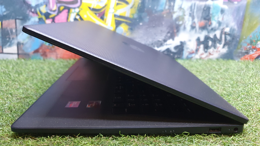 Ноутбук HP Ryzen 3/8Gb/17-cp0125ur (5D5G5EA)/Windows 11