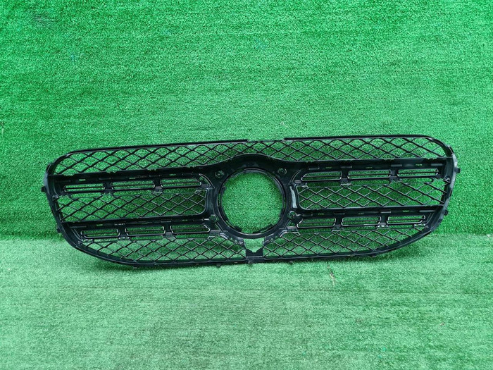 Решетка радиатора Mercedes GLS x167 (19-23) AMG 63