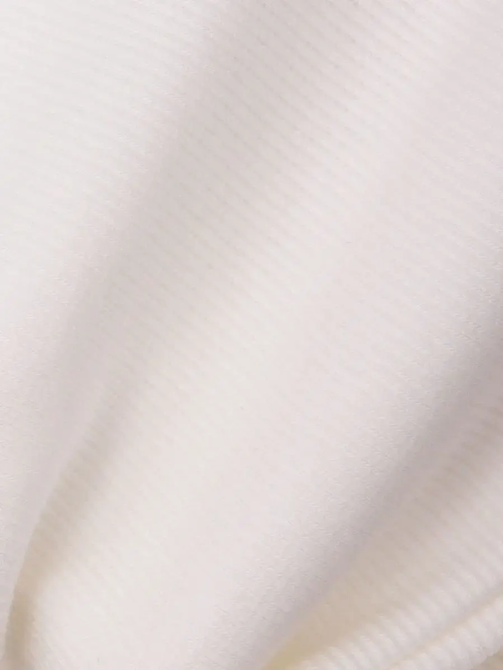 Шапка для девочки на весну с ушками и снуд