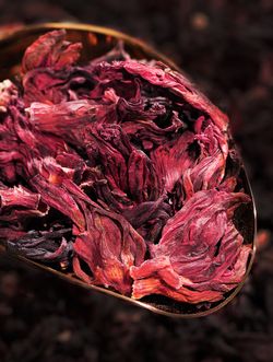 Напиток чайный - Каркаде (Гибискус) цветок целый пакет 100 гр