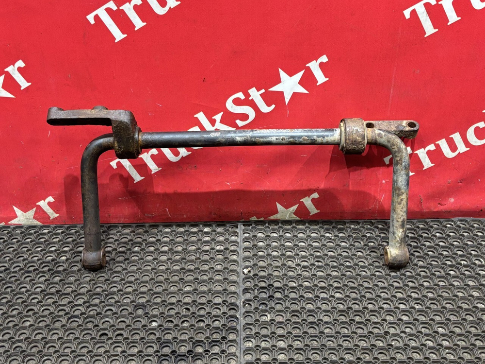 Стабилизатор передний