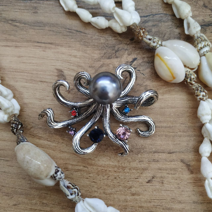 Брошь-кулон Осьминог со стразами металл серебристый