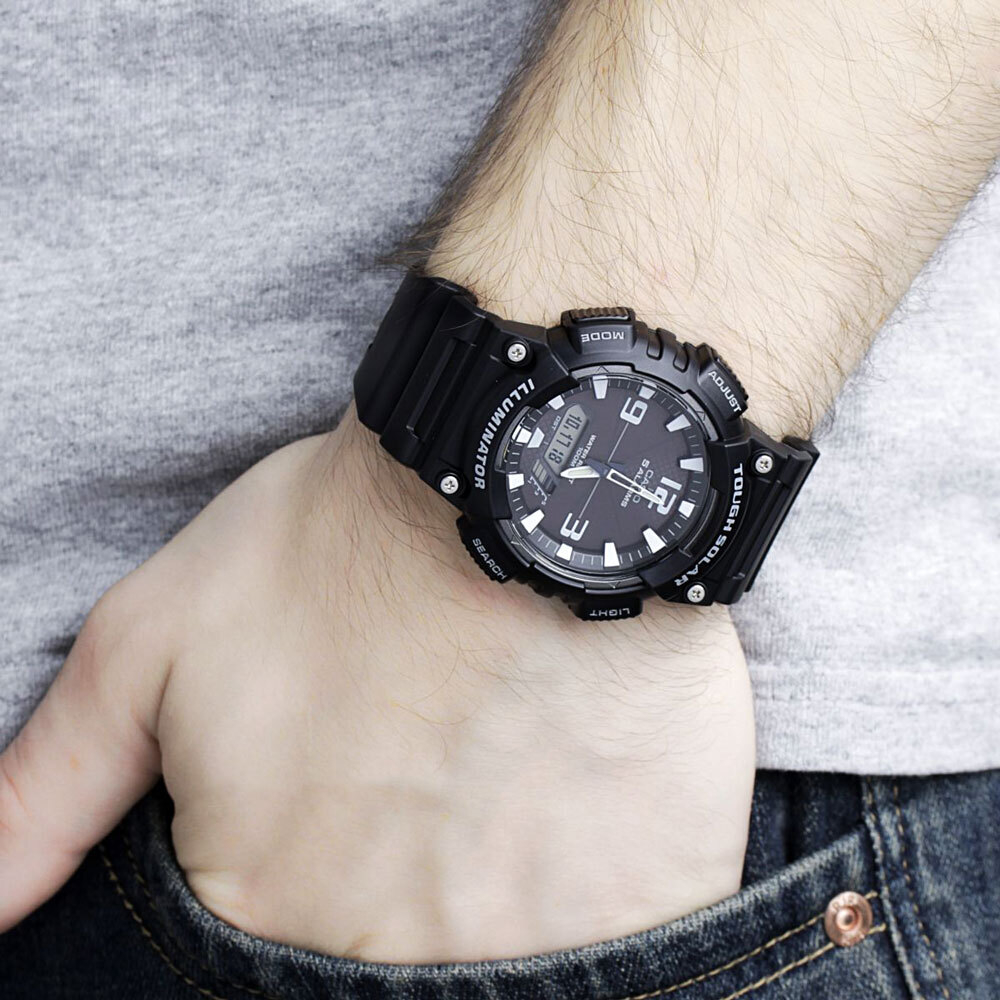 Часы Casio AQ-S810W-1A
