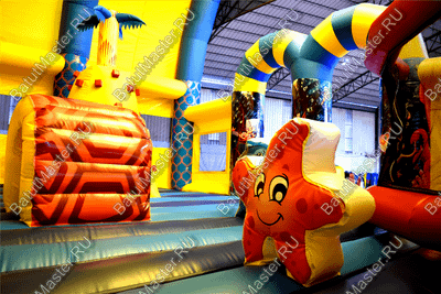 Надувной батут "Морской бриз с крышей"