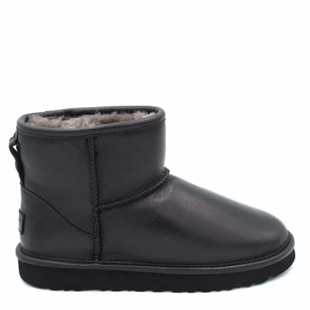 UGG Classic Mini II Leather Black