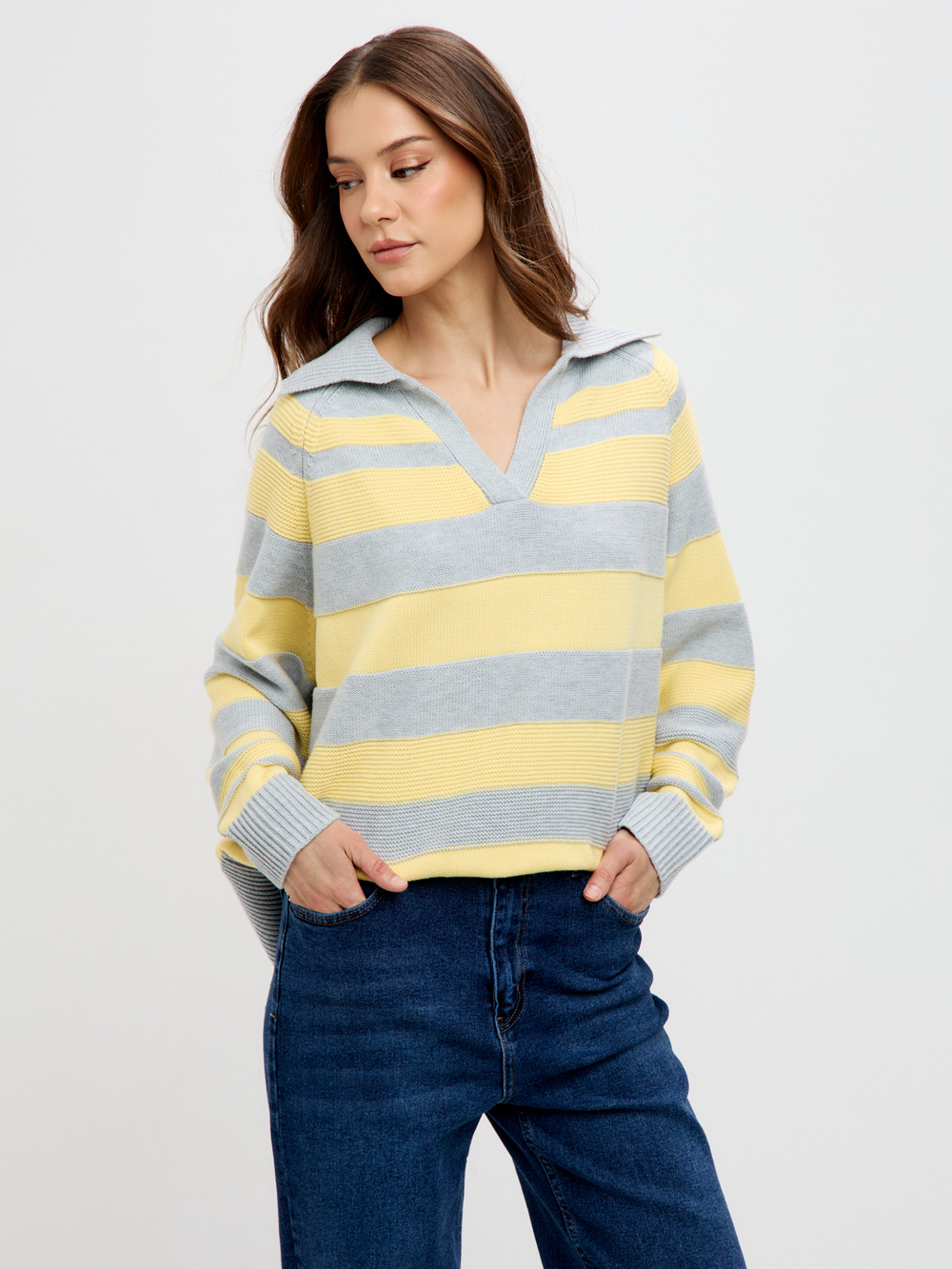 Свитер поло с V-образным вырезом