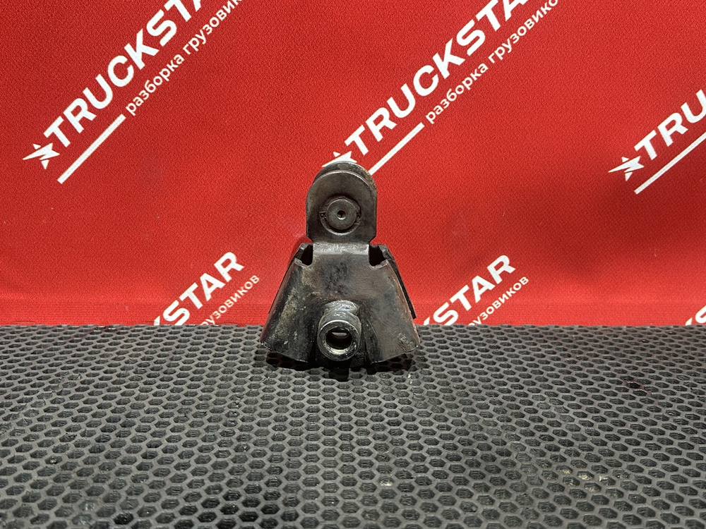 Ответная часть замка кабины