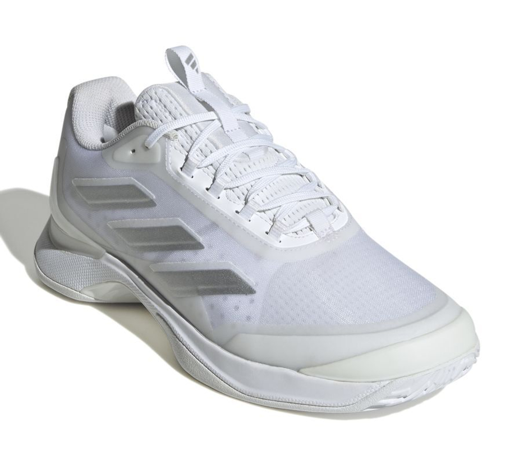 Женские теннисные кроссовки Adidas Avacourt 2 - cloud white/silver metallic/grey one