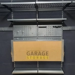 Откидной стол-верстак для гаража с фанерной столешницей