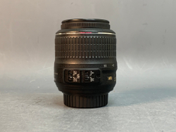 Nikon D3200 kit 18-55mm 3.5-5.6G VR 9.500 кадров