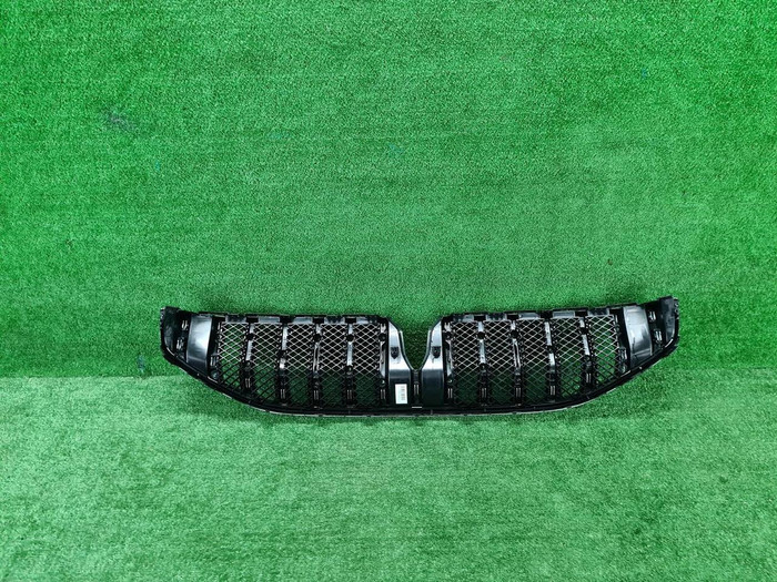 Решетка радиатора Voyah Free (2021-н.в.)