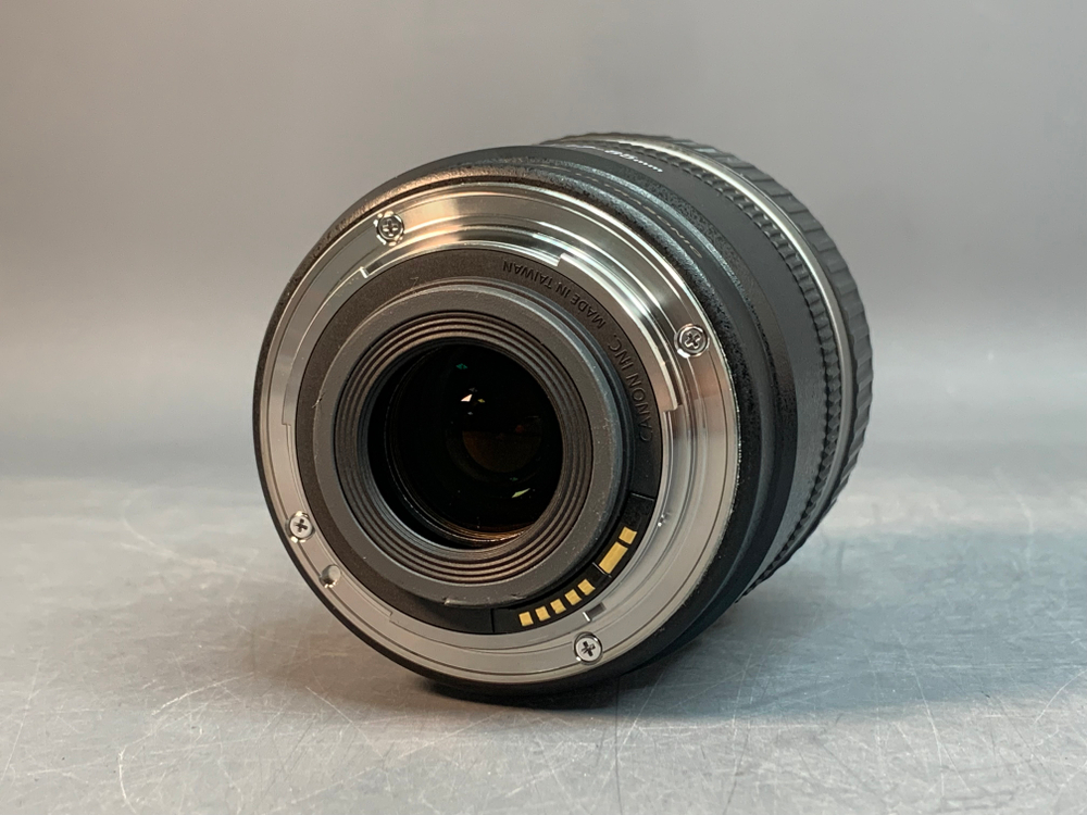 Canon EF-S 17-85mm 4-5.6 IS USM