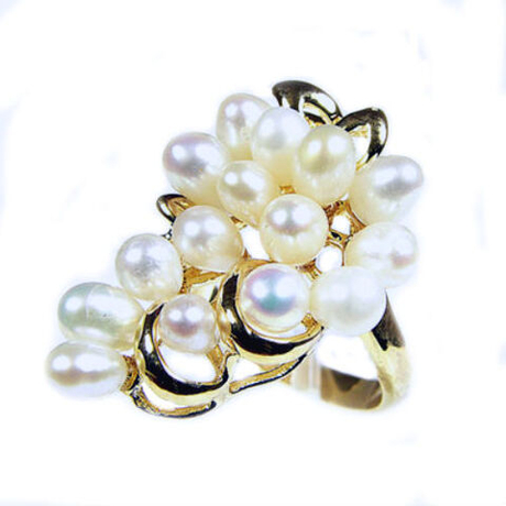 Кольцо "Афродита" жемчуг белый