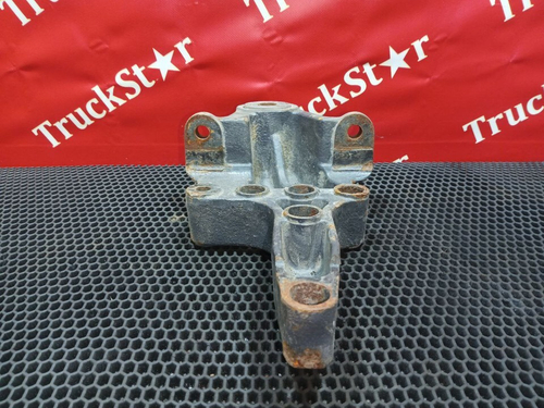 Кронштейн рессоры передней левый 2017г